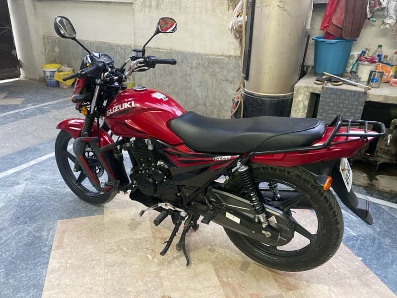 Suzuki GR 150 2021 1