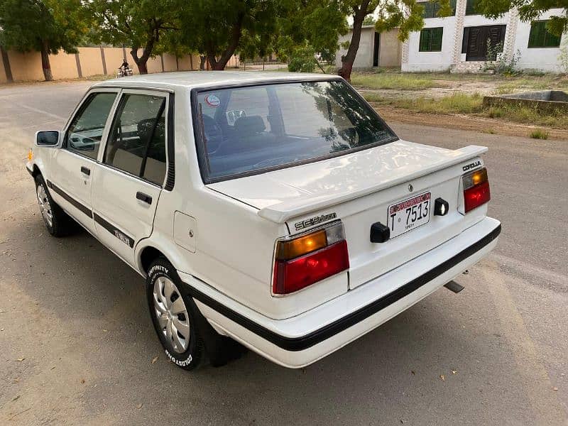 (R) Officers Used Classic Just Like New Toyota Corolla 86/92 ChilledAc 3