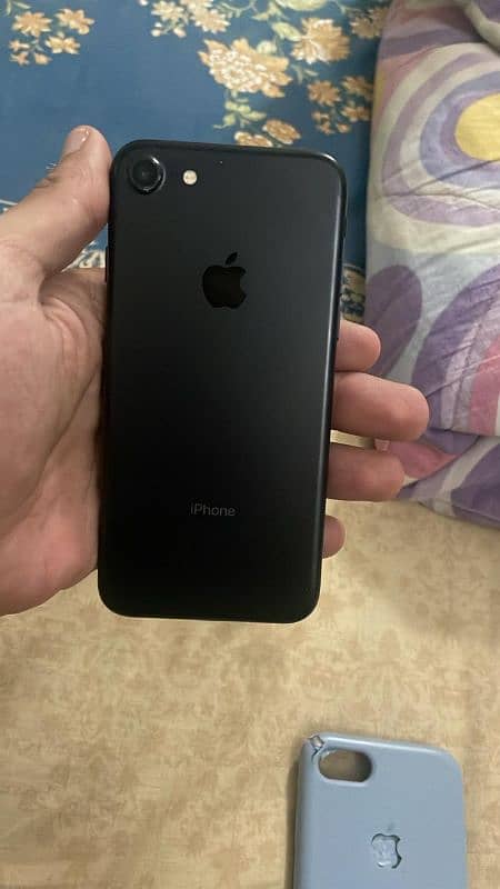 iphone 7 pta approved 128GB 2