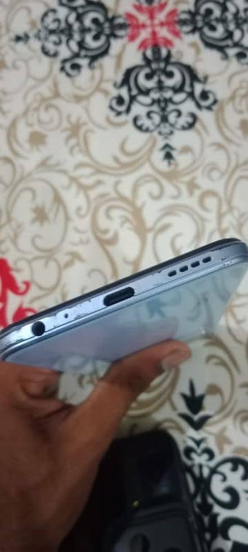 Vivo y21T 4gb ram 128gb memory  all OK ha mobile 4