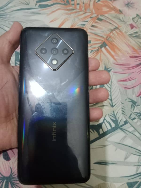 Infinix zero 8 1