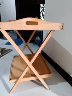 Foldable table