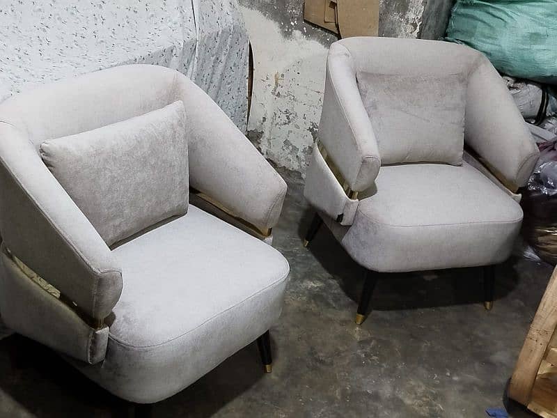 Bed room chairs /chairs/Furniture 6