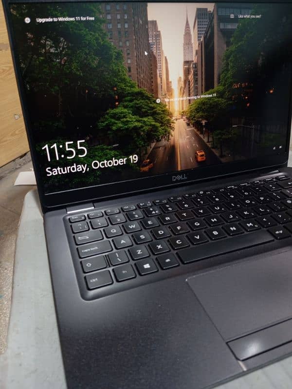 Dell latitude 5300 Core i5 8th generation 0