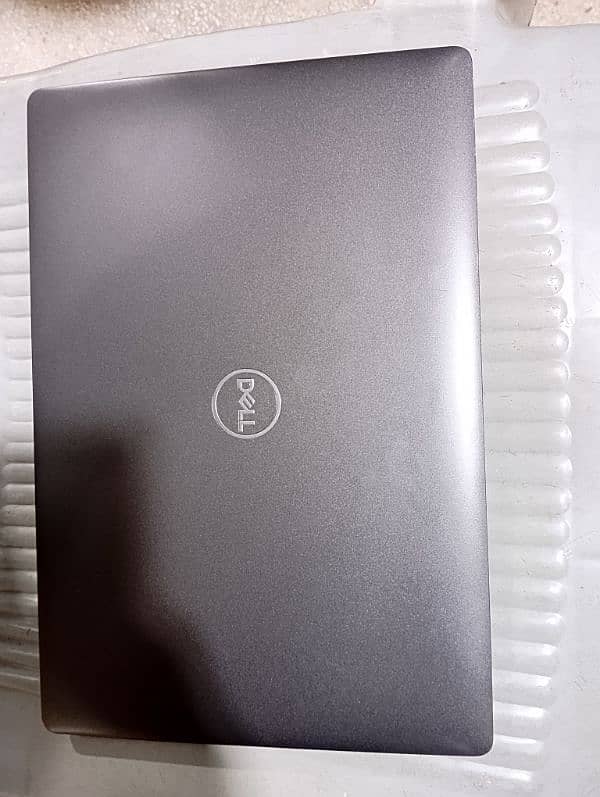 Dell latitude 5300 Core i5 8th generation 3