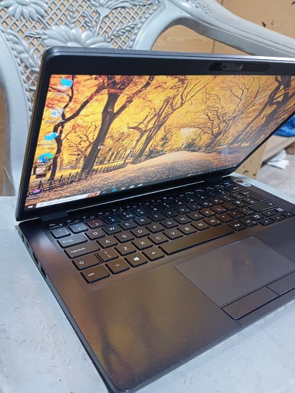 Dell latitude 5300 Core i5 8th generation 4