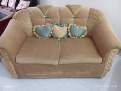 7 seater sofa /Solid frame