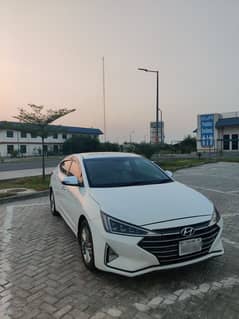 Hyundai Elantra 2021