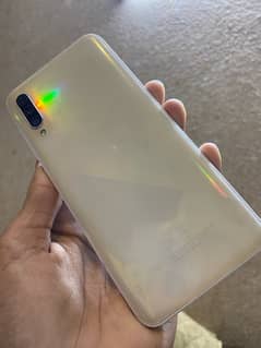 i am selling my samsung a30s