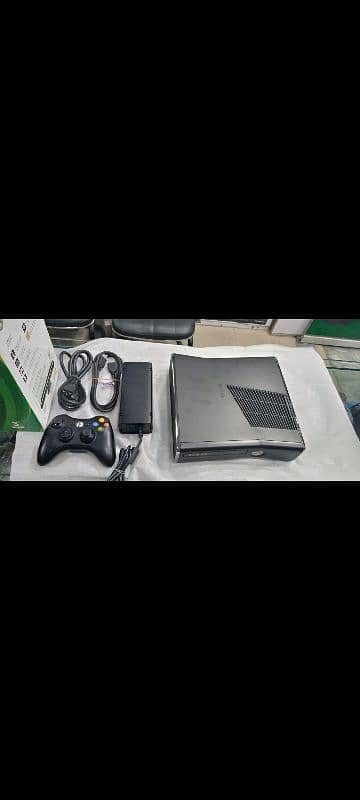 xbox 360 slim 1tb 3