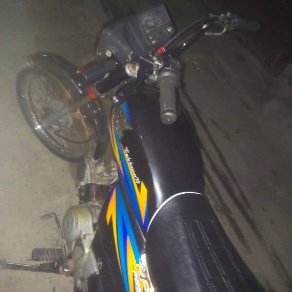 03254414463=all ok bike ha koi b kam ni hona wala. first hand ha 5