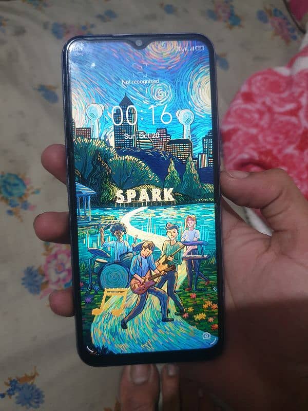 tecno spark 8c  ram 6/128 3