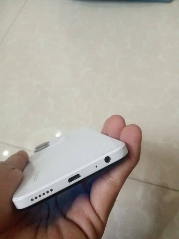 Infinix smart 7 (2 month warranty) 2