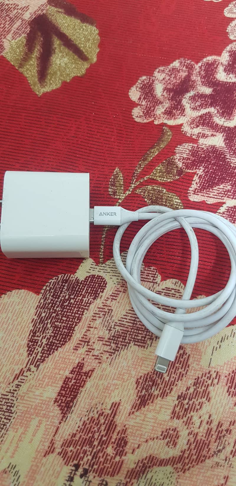 iPhone original chager and anker original cable 2