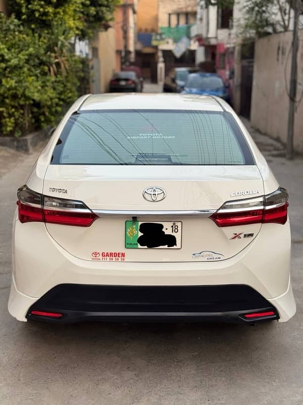 Toyota Corolla GLI 2018 1