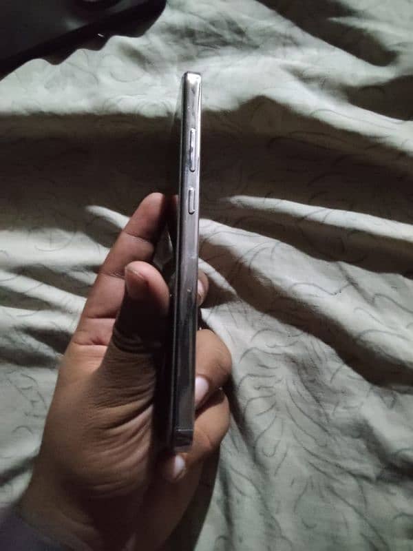 OPPO RENO 12f  4G.  8/256= 1 week used 3