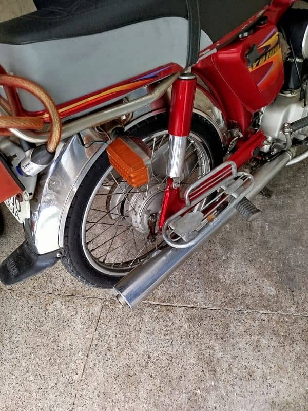 Yamaha YB100 2 Stoke,  Full genuine bike 9