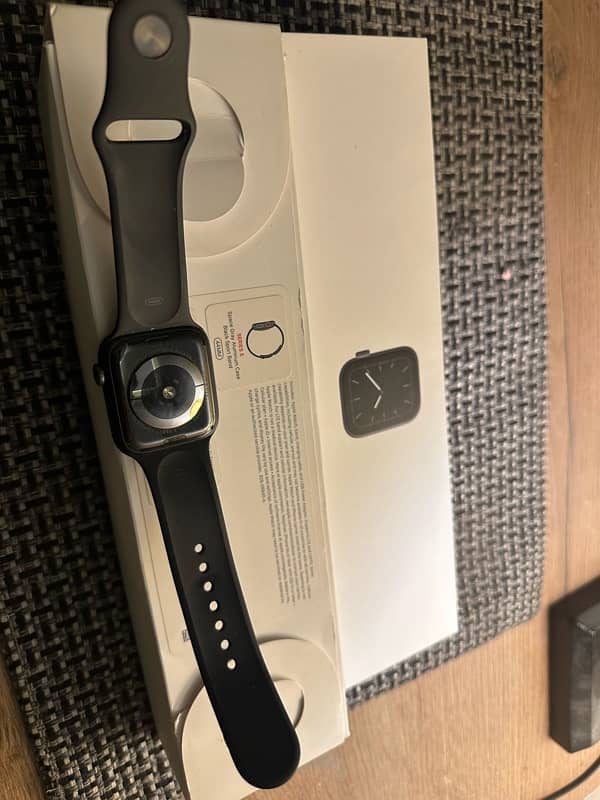 apple watch series 5 1