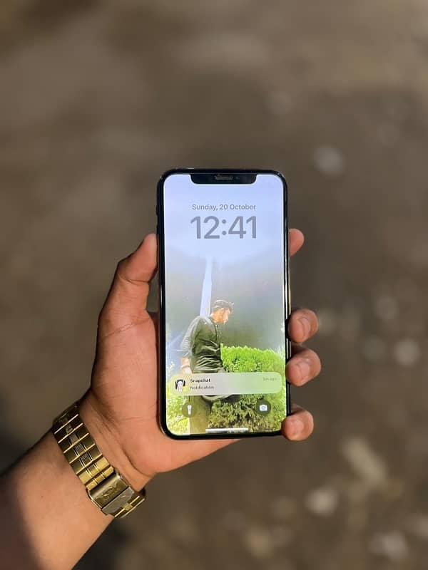 iphone xs 1