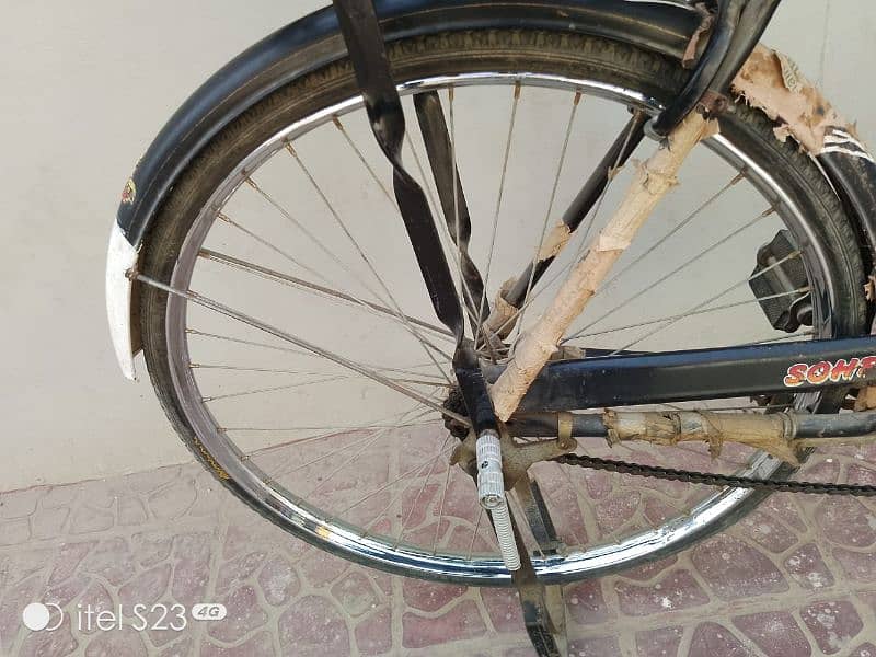 Sohrab Cycle full new condition only one month used 4