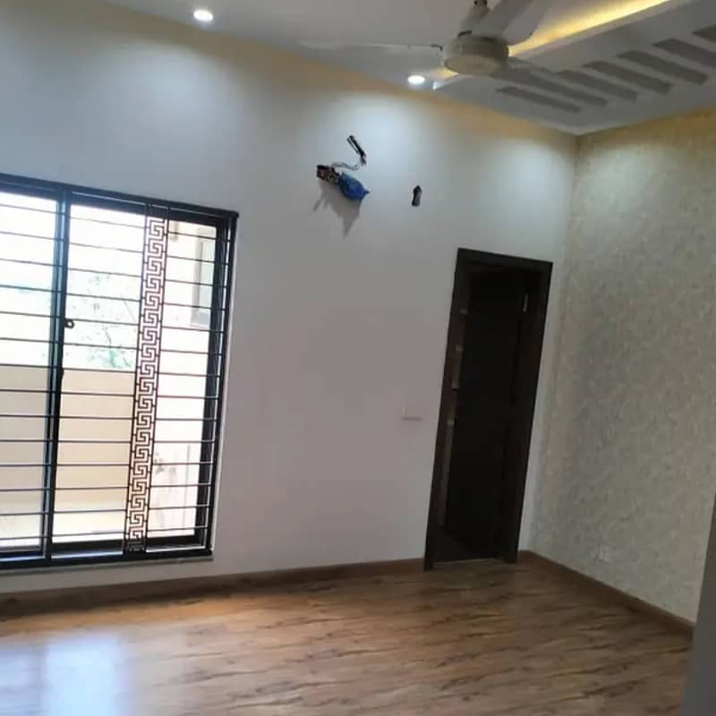 10 Marla House For Sale In Paragon City Lahore 7