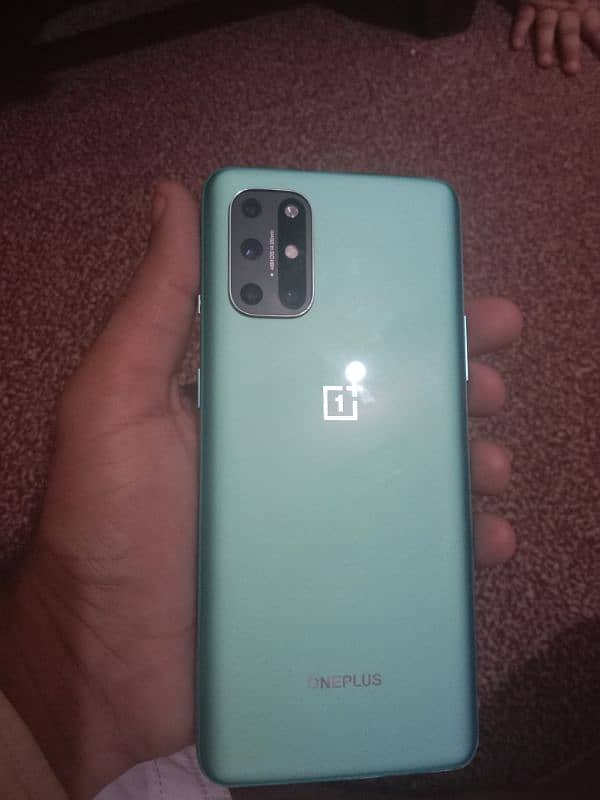 one Plus 8 T 4