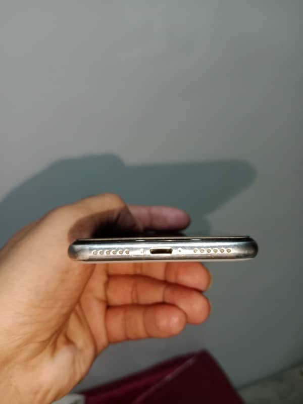 Iphone X 64GB Non PTA With Box 6