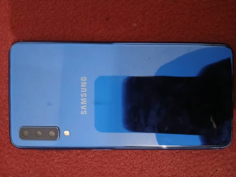 Samsung galaxy A7 (2018) 3