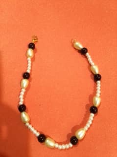 HANDMADE BRACELET & NECKLACE