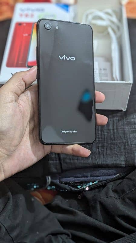 Vivo Y83 0