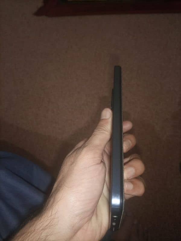 vivo y35 (8 128gb) black for sale 1