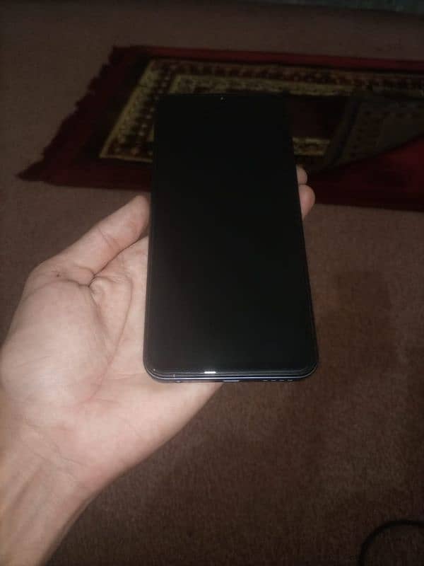 vivo y35 (8 128gb) black for sale 3