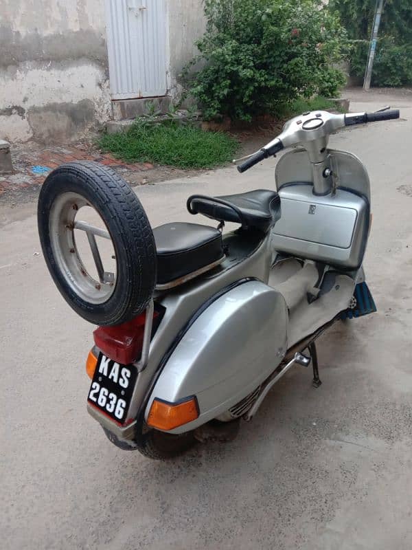 Genion Vespa Sprint for sale 2