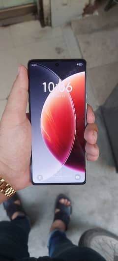 Tecno camon 30