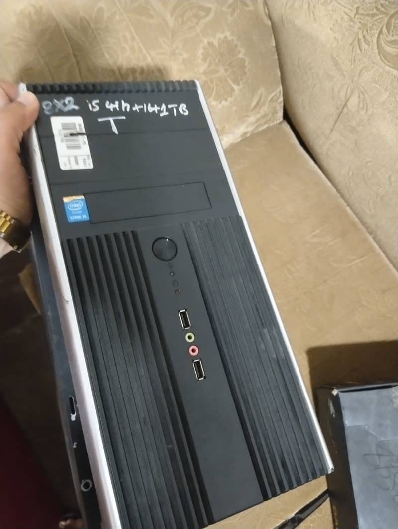 I7 2600 16gb ram 320gb HDD 450watt psu coolerfan 12