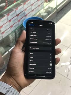 iPhone XR  64GB 0