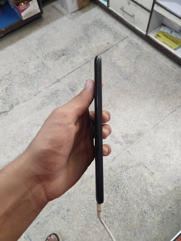 infinix hot 8 lite 2/32 3