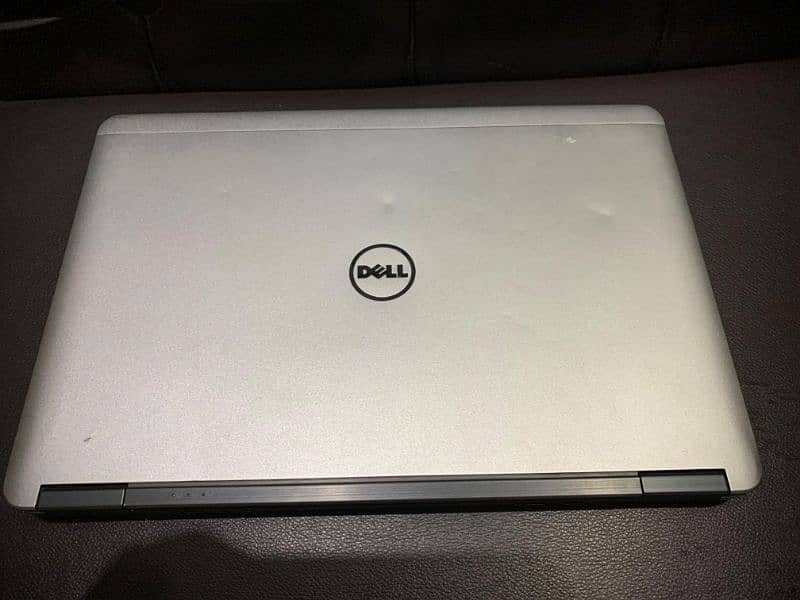 Dell laptop 0