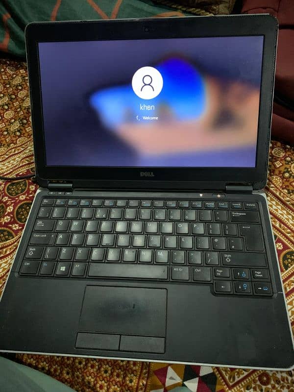 Dell laptop 4