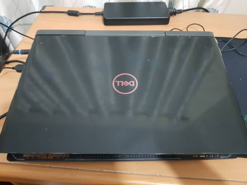 Dell Inspiron 7577 i7 - 7700 HQ 1050 ti 2