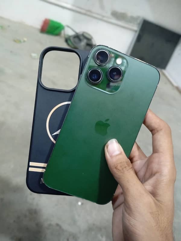 iphone xr convat 13pro 64GB nonpta green colour look like 100% 13pro 0