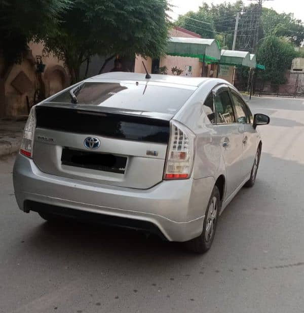 Toyota Prius 2011/14 import registered 2