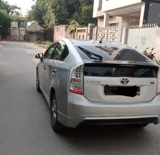 Toyota Prius 2011/14 import registered 3