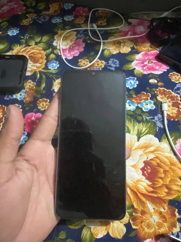 oppo a17 all ok box sath ha urgent sale 6+1 ram 128 gb memory 1