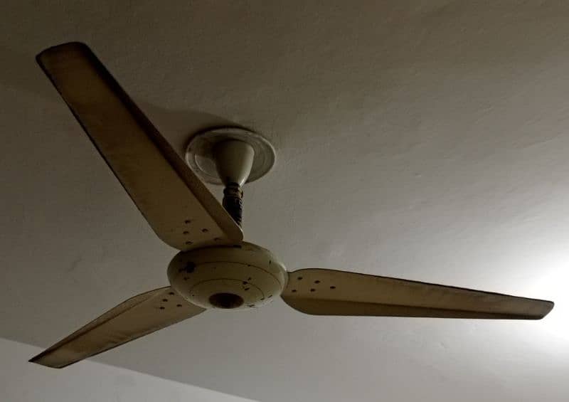 used ceiling Fan good Working 2