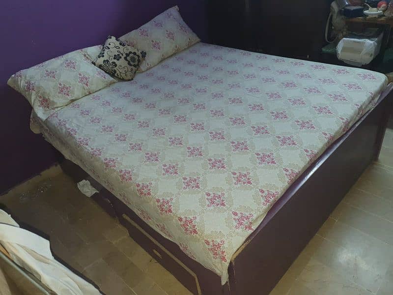 v. urgent sale double bed 4