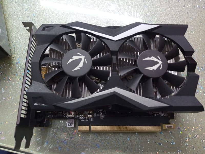 GTX 1650 4GB 1