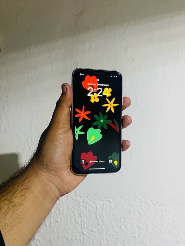 IPHONE 11 PTA APROVE ALL OK SET ALL WORKING SCRATCHLESS PHONE 1