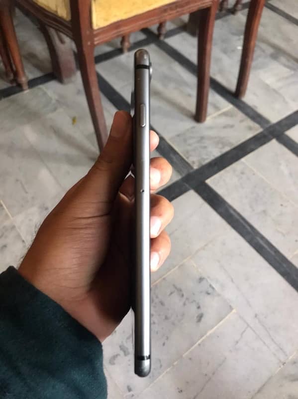 Iphone 8 plus PTA with box 1