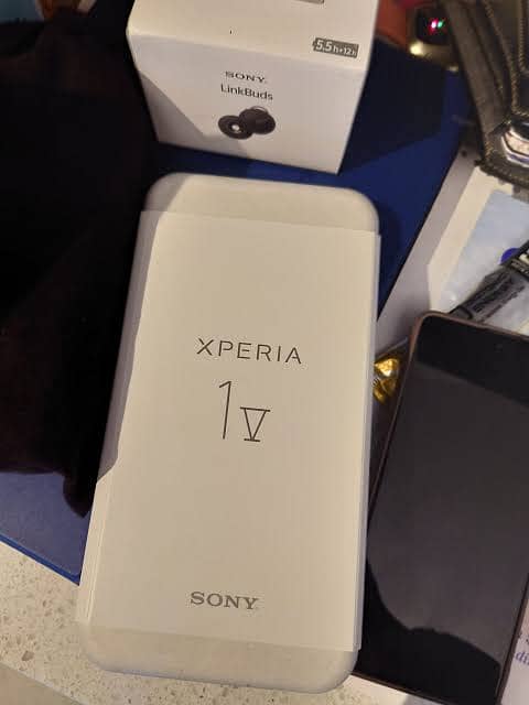 Sony Xperia 1 V 2